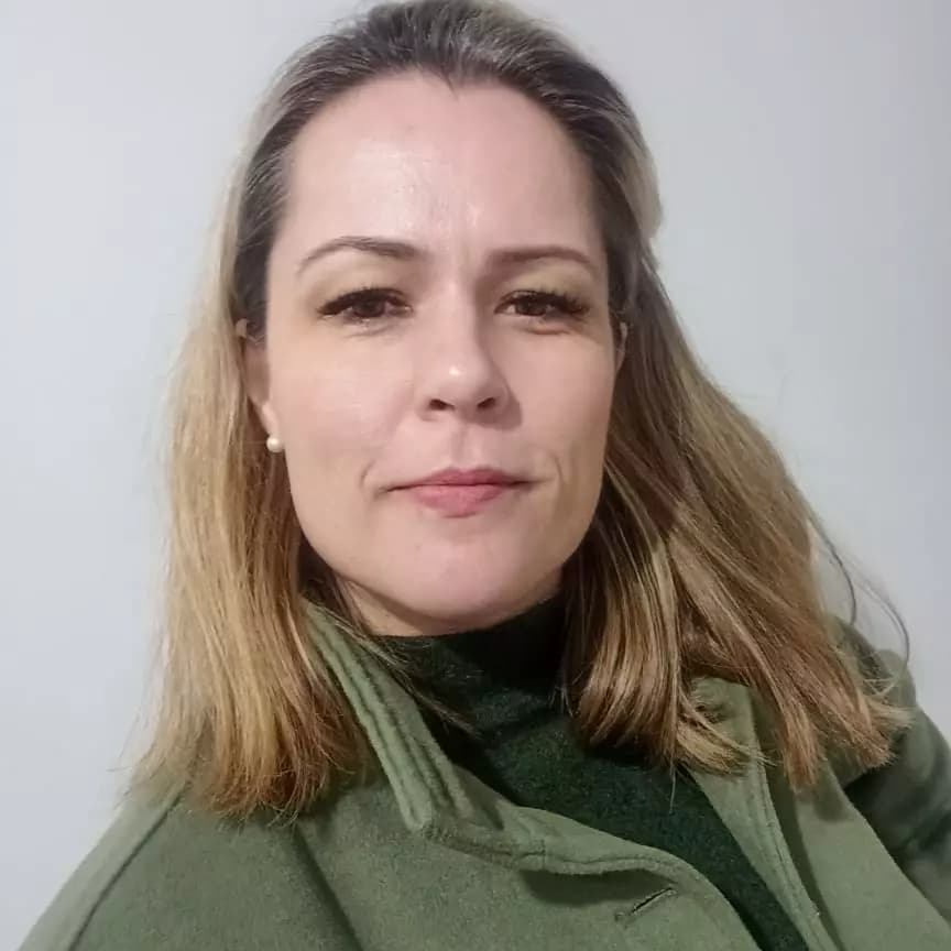 Daniele Fernanda Giese