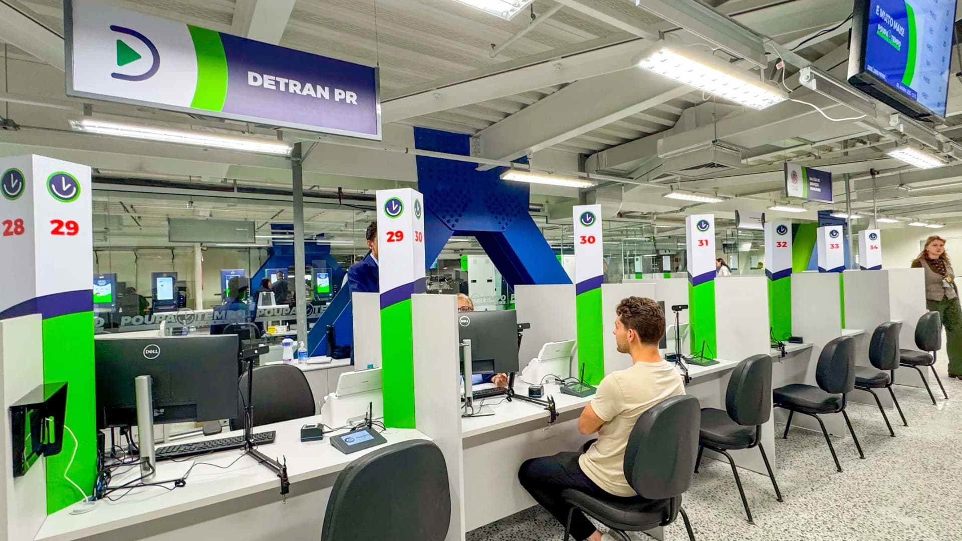 Concurso Detran PR: 100 vagas confirmadas para níveis médio e superior