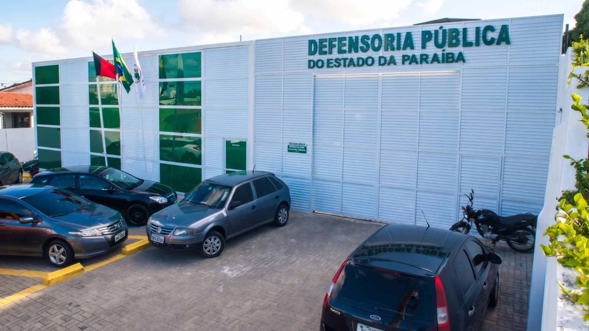 Concurso DPE PB: edital publicado com 20 vagas e salários de até R$ 5,1 mil